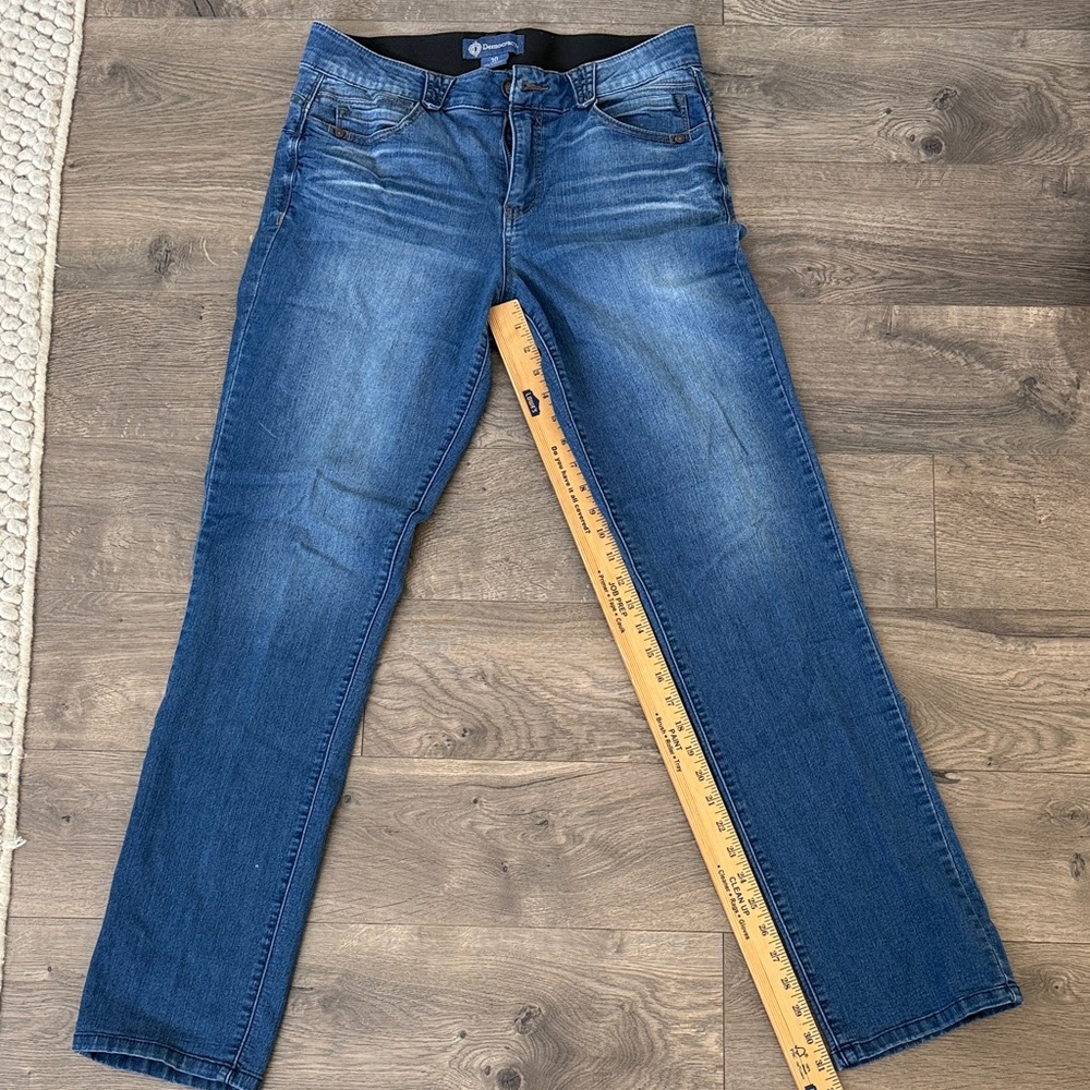 Democracy ab solutions Women's Straight Leg Jeans in Classic Blue Wash